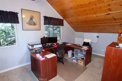31384 Onacrest, Running Springs, CA 92382 - Photo 23