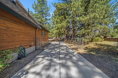 1033 Sierra, Big Bear City, CA 92314 - Photo 31