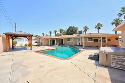 1410 Kellogg, Corona, CA 92879 - Photo 47