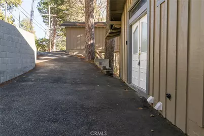 31531 Ocean View Drive, Running Springs, CA 92382 - Photo 35