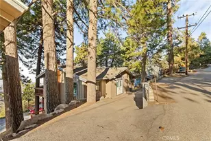 31531 Ocean View Dr, Running Springs, CA 92382 - Photo 9