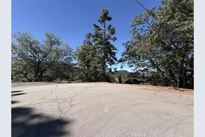 2755 Valkyrie, Running Springs, CA 92382 - Photo 5