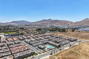 7419 Olive Grv St, Riverside, CA 92507 - Photo 47