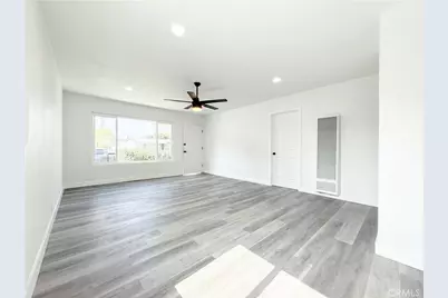 718 E 103rd Place, Los Angeles, CA 90002 - Photo 5