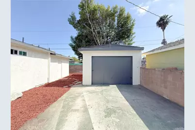 718 E 103rd Place, Los Angeles, CA 90002 - Photo 31