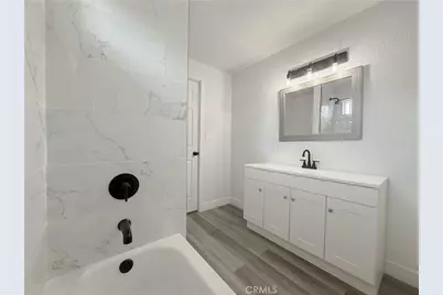 718 E 103rd Place, Los Angeles, CA 90002 - Photo 27