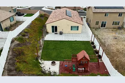 2416 Powell Dr, Rialto, CA 92377 - Photo 15