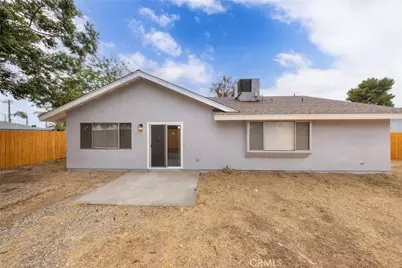 13707 4th, Yucaipa, CA 92399 - Photo 27
