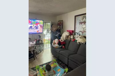 4301 Woodlawn, Los Angeles, CA 90011 - Photo 5