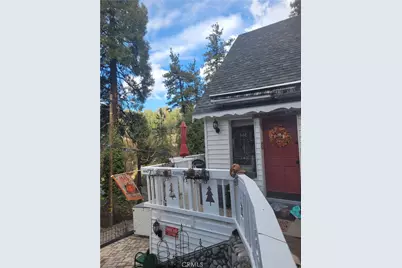 447 Valley Road, Crestline, CA 92325 - Photo 1