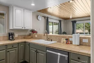 41656 McWhinney, Big Bear Lake, CA 92315 - Photo 9