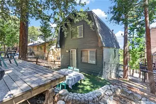 27067 Overlook Ln, Lake Arrowhead, CA 92352 - Photo 29