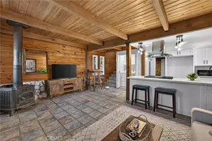 27067 Overlook Ln, Lake Arrowhead, CA 92352 - Photo 7