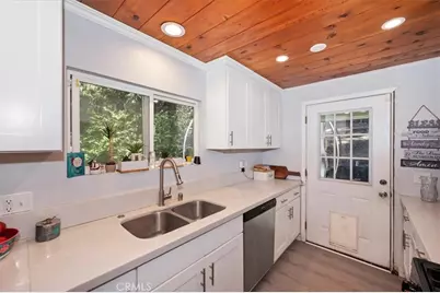 23869 Wildwood, Crestline, CA 92325 - Photo 19