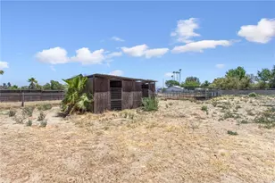 19169 Manila St, Bloomington, CA 92316 - Photo 21