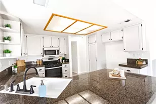 10986 Sunwood, Yucaipa, CA 92399 - Photo 7
