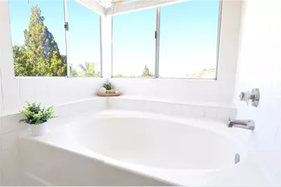 10986 Sunwood, Yucaipa, CA 92399 - Photo 19
