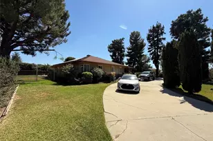 7701 Reynolds, Bakersfield, CA 93307 - Photo 5