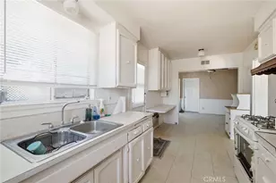 1774 W Niobe, Anaheim, CA 92804 - Photo 17