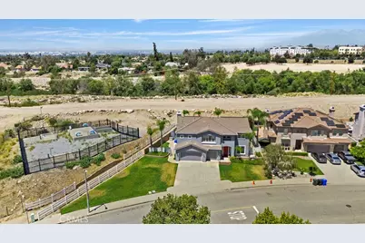 6680 Summertrail, Highland, CA 92346 - Photo 35
