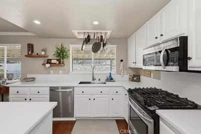 19230 Vintage Woods, Riverside, CA 92508 - Photo 17