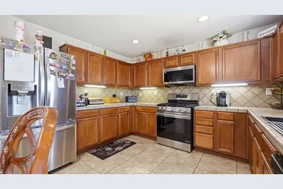 14024 Colt Court, Victorville, CA 92394 - Photo 3