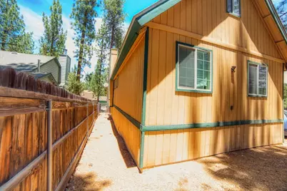 2044 Shady, Big Bear City, CA 92314 - Photo 27