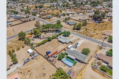 15866 Sitting Bull Street, Victorville, CA 92395 - Photo 33