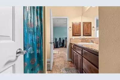 10271 Clover, Hesperia, CA 92344 - Photo 25
