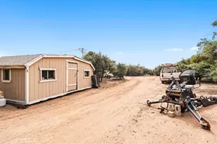 10271 Clover, Hesperia, CA 92344 - Photo 29