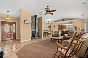 10271 Clover, Hesperia, CA 92344 - Photo 5