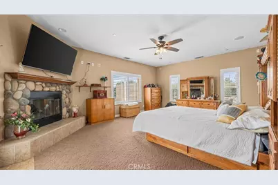 10271 Clover, Hesperia, CA 92344 - Photo 13