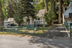 22865 Fir Ln, Crestline, CA 92325 - Photo 15