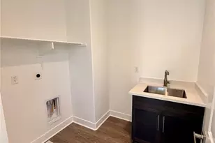 27415 Creekwood Ln, Valencia, CA 91381 - Photo 7