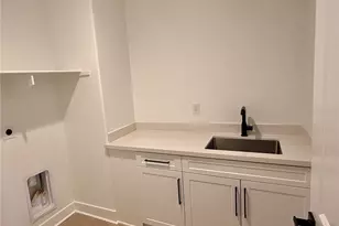 27430 Creekwood Ln, Valencia, CA 91381 - Photo 5