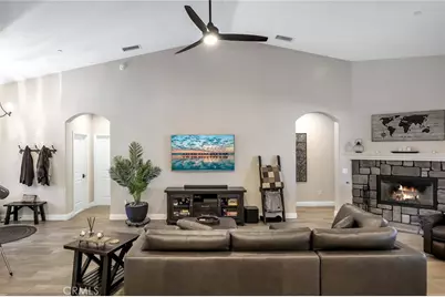 6694 Paw Paw, Hesperia, CA 92345 - Photo 9