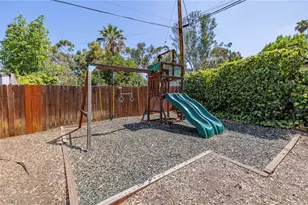 505 Marilyn Ln, Redlands, CA 92373 - Photo 21
