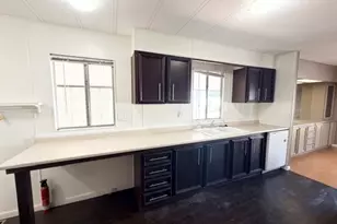 3850 Atlantic Ave, Highland, CA 92346 - Photo 9