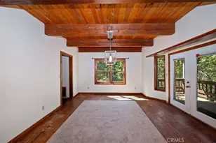 30228 Elfin Ct, Running Springs, CA 92382 - Photo 15