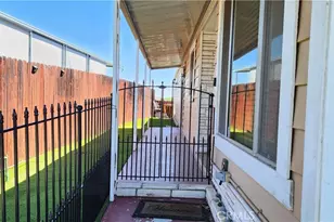 28799 Via Playa Del Rey, Murrieta, CA 92563 - Photo 25
