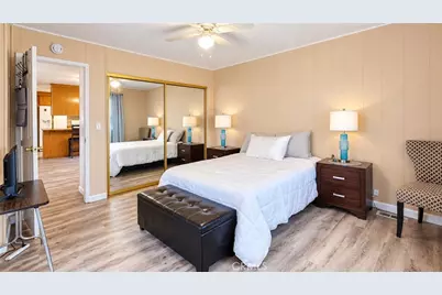 28799 Via Playa Del Rey, Murrieta, CA 92563 - Photo 17