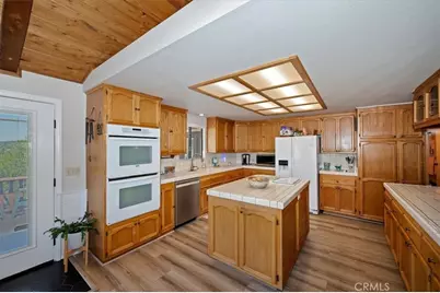 1170 Crestwood, Big Bear City, CA 92314 - Photo 17