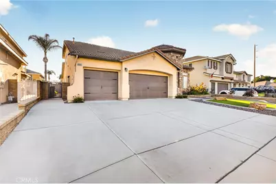 6839 Waterlily Court, Jurupa, CA 92880 - Photo 3