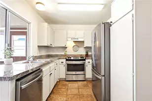 36153 Senna, Yucaipa, CA 92399 - Photo 9
