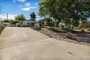 11723 Holmes, Yucaipa, CA 92399 - Photo 3