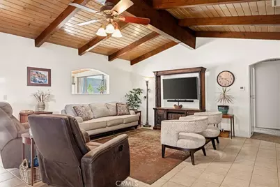 11723 Holmes, Yucaipa, CA 92399 - Photo 7