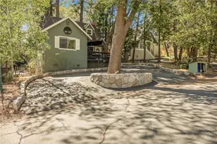 380 Hemlock, Lake Arrowhead, CA 92352 - Photo 1