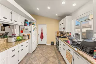 955 Peacock Dr, San Jacinto, CA 92583 - Photo 11
