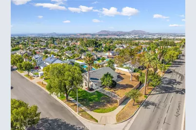 1997 S Starfire Ave, Corona, CA 92879 - Photo 47