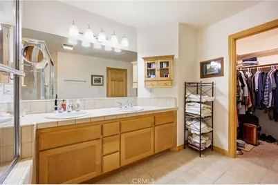915 Brentwood Drive, Lake Arrowhead, CA 92352 - Photo 37